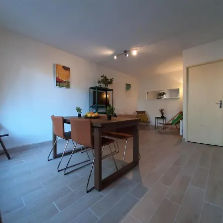 Maison Renovee Avec Terrasse A 700m Des Plages, Marche Et Activites - Tennis Et Piste Cyclable A 10m - Fr-1-239-385 Holiday home *